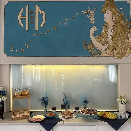 Old Style Sea View 3* فياريجيو